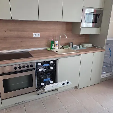 & Kedara Apartament Burgas City